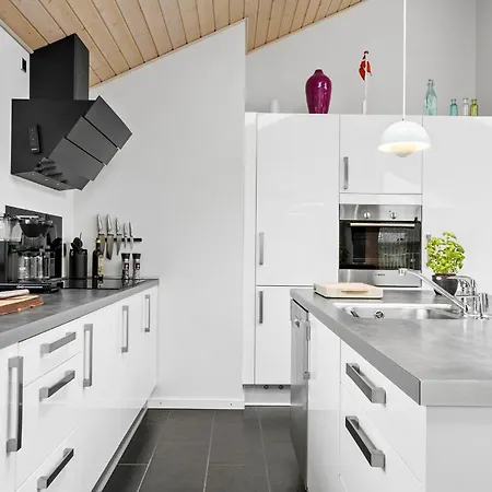 3 Bedroom Beautiful In