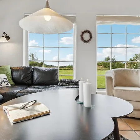 3 Bedroom Beautiful In *