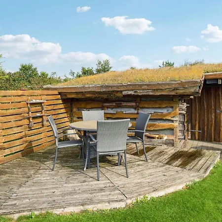 3 Bedroom Beautiful In *